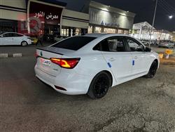 MG 5 Plus